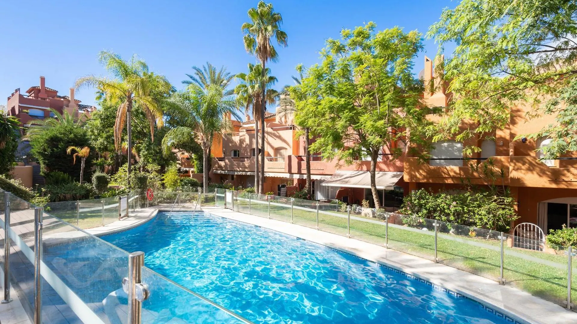 Family Exclusiv Townhouse Puerto Banus Apartment Marbella