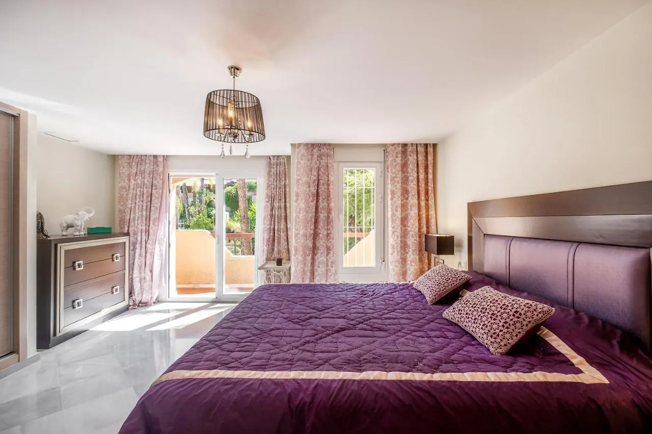Family Exclusiv Townhouse Puerto Banus Daire Marbella